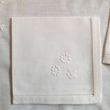 Embroidered tablecloth and 6 embroidered towels