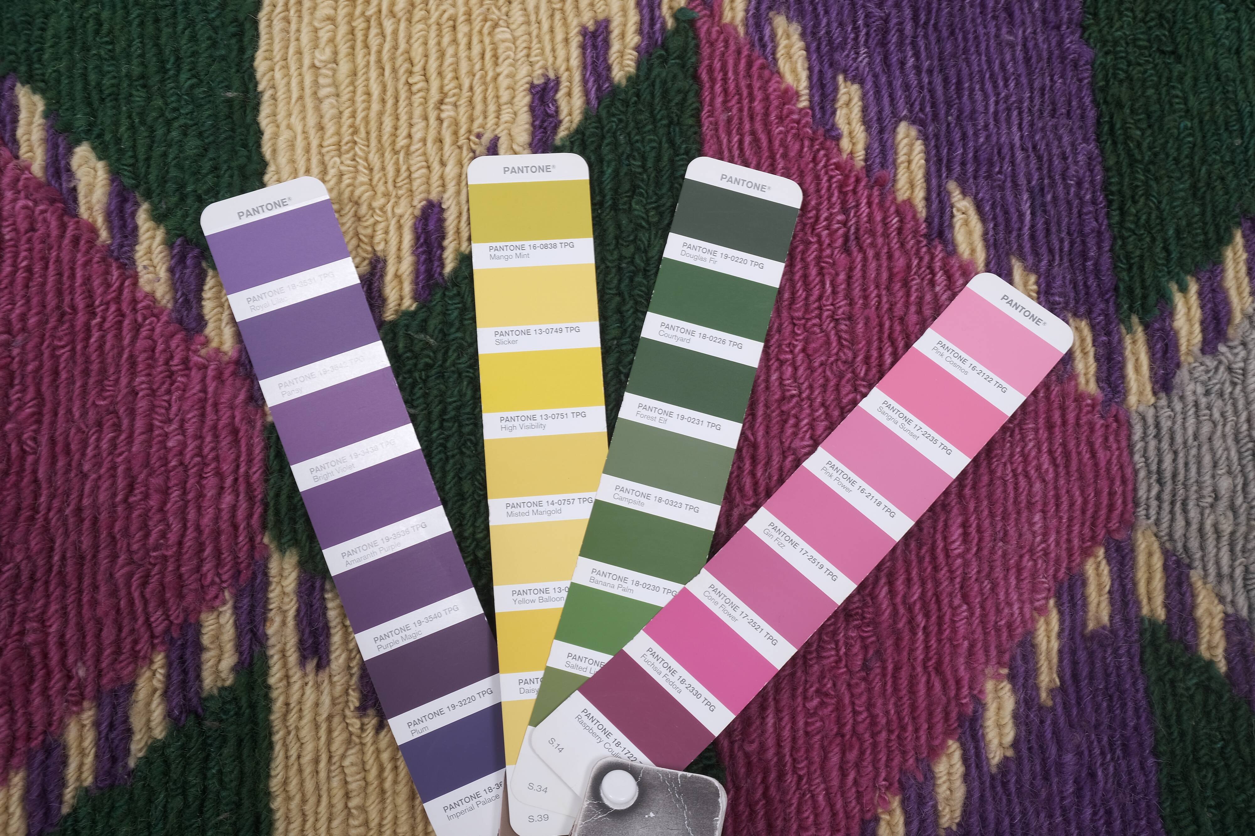 Vintage Turkish rug from Oushak, hand-woven 105x148 cm