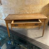 Farm table