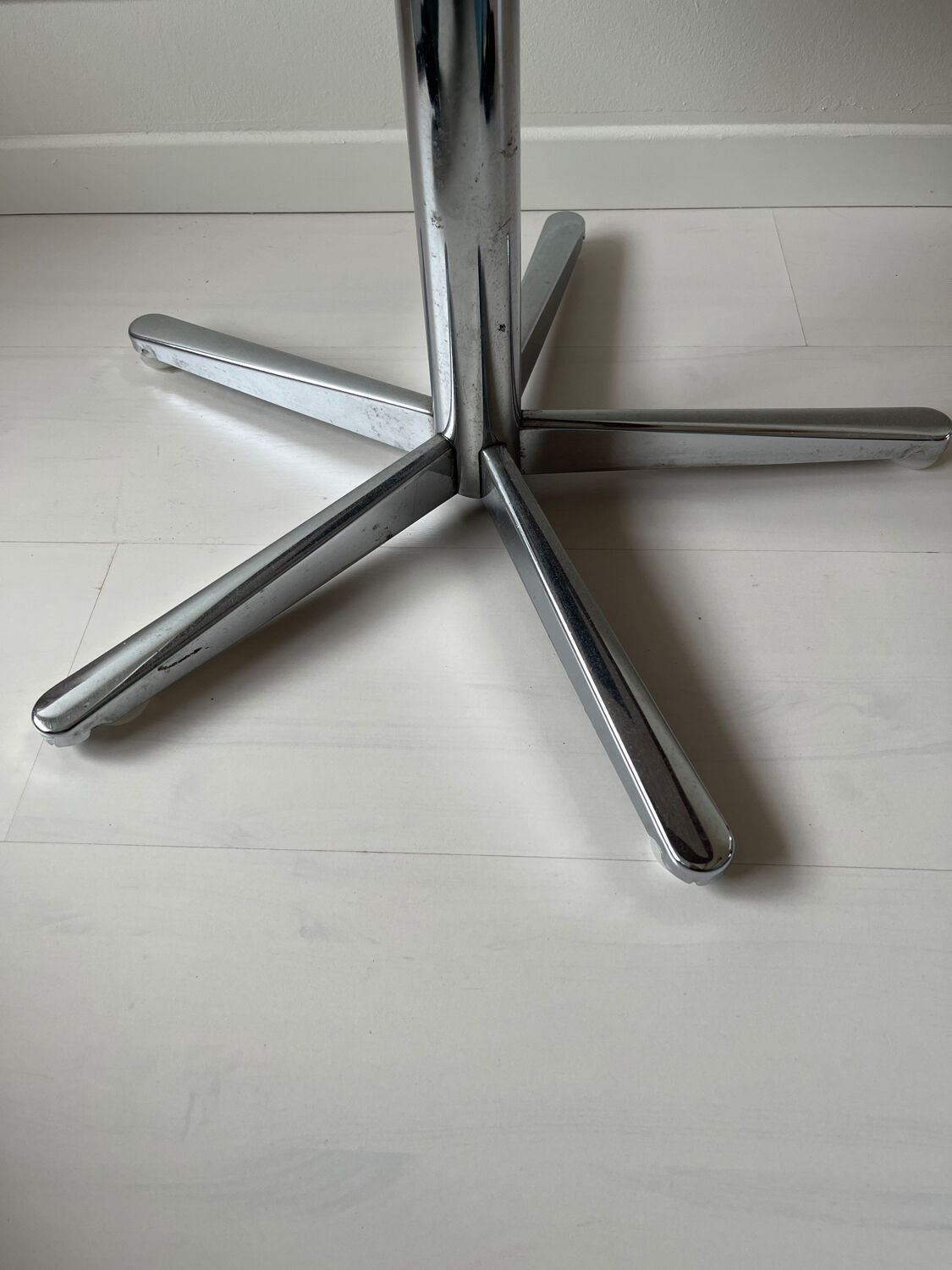 Swivel armchair 70s imitation leather