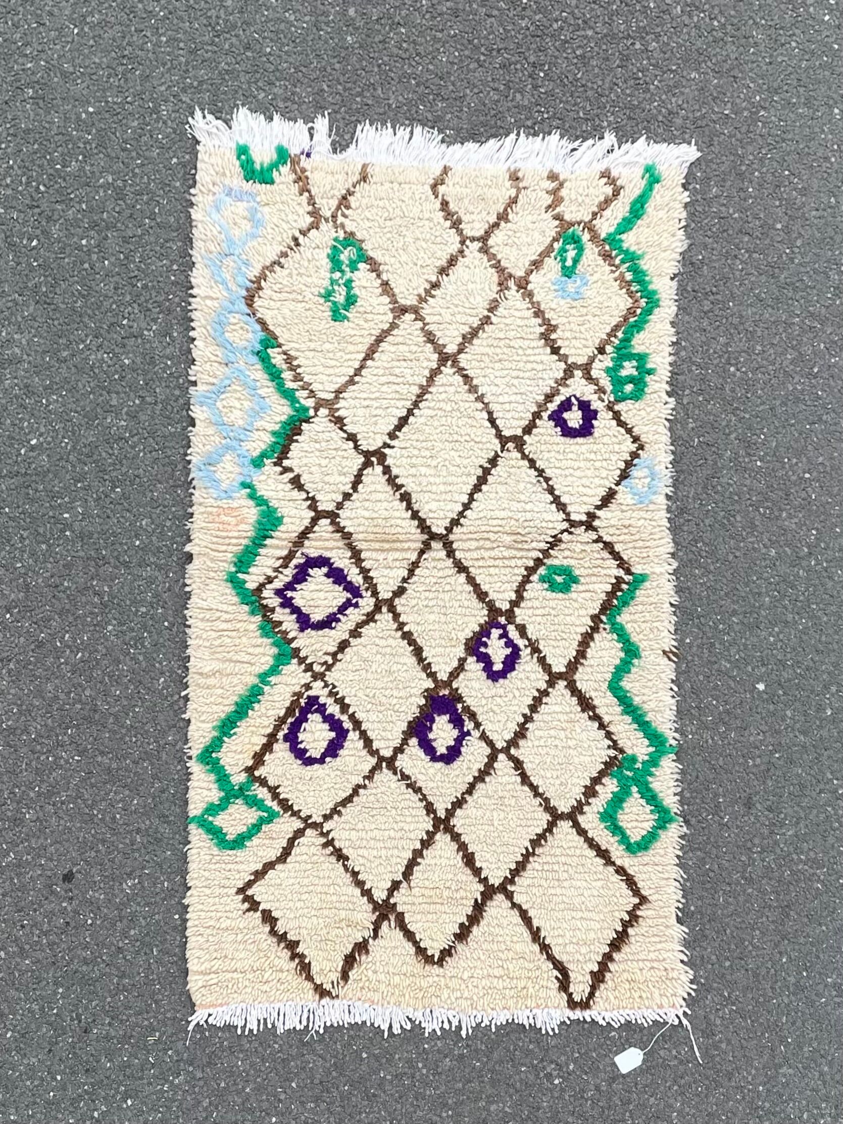 Small Berber Carpet Beni Ouarain 95x175 cm