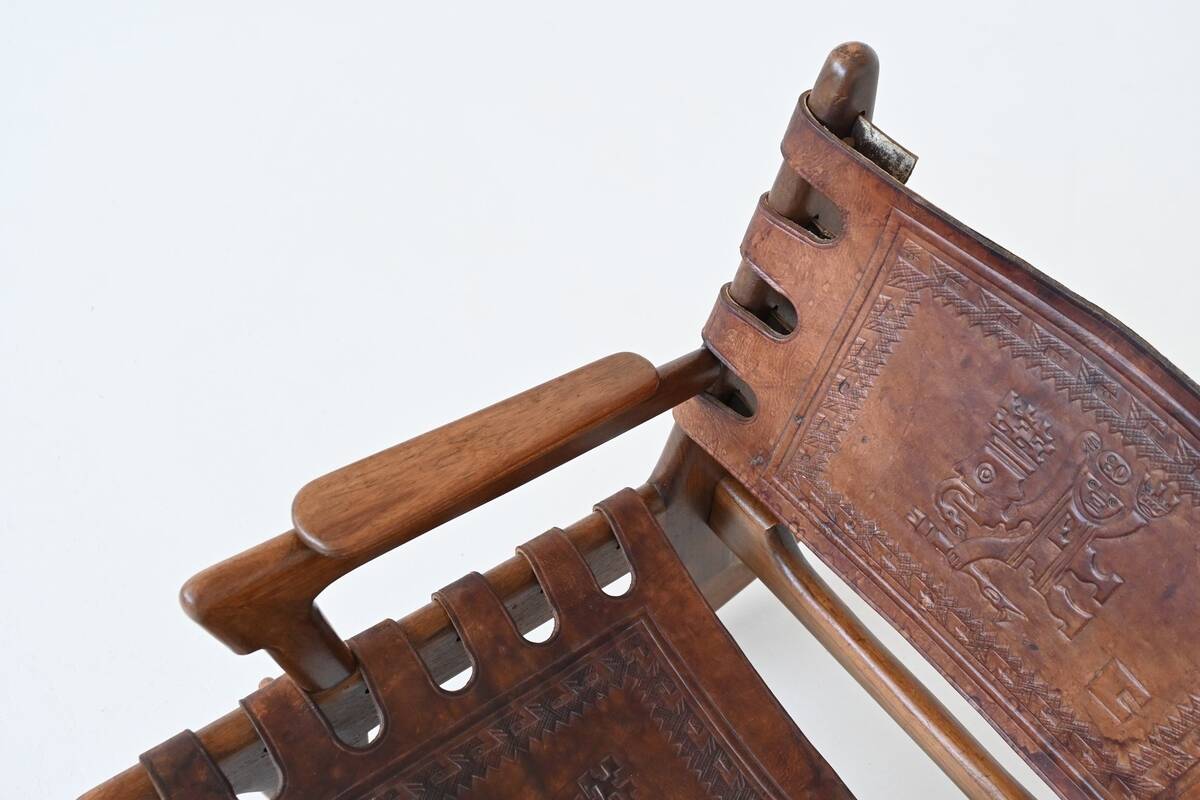 Angel Pazmino rocking chair and hocker Muebles de Estilo Ecuador 1960