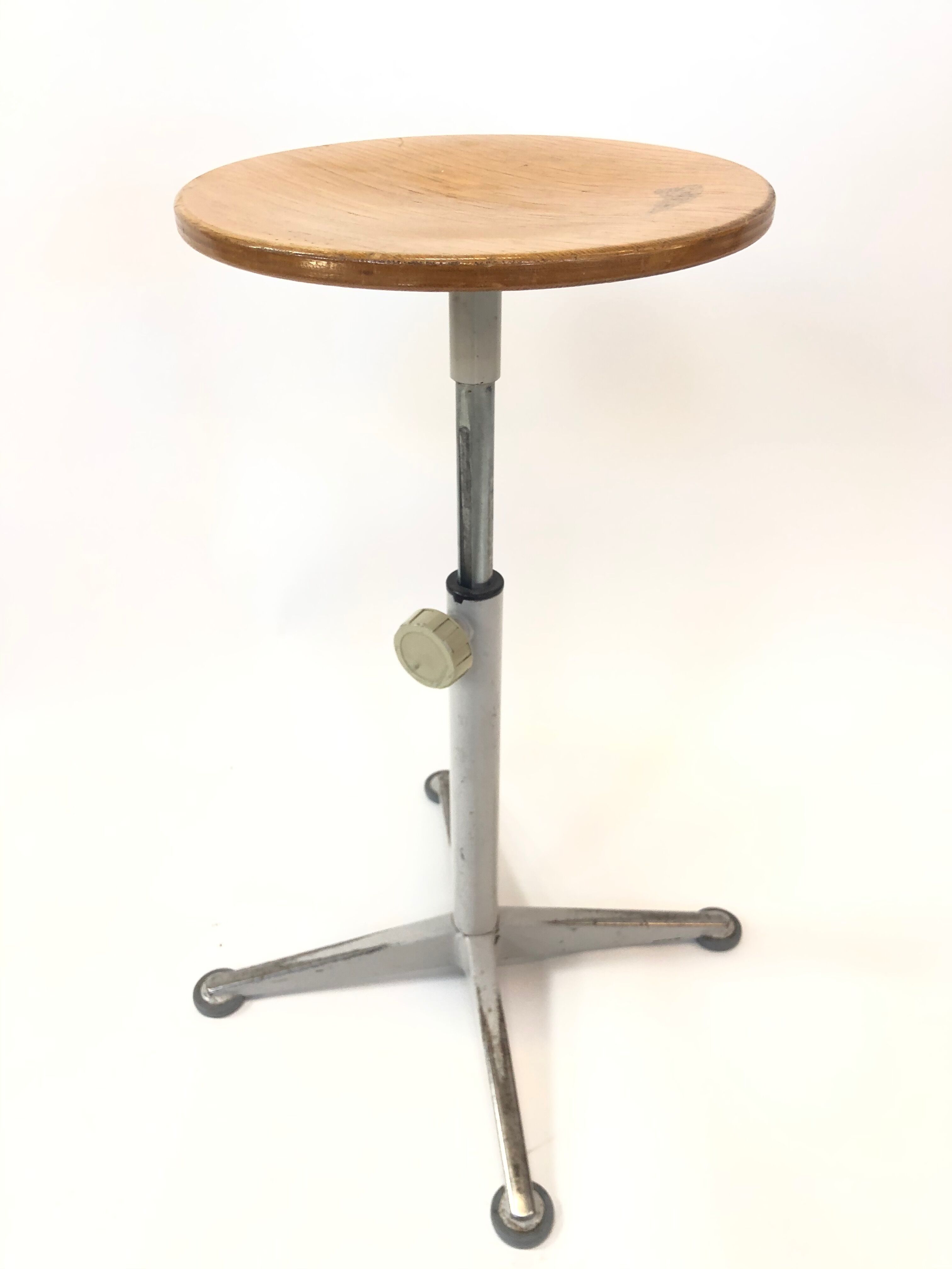 Vintage stool work tabouret by Friso Kramer Ahrend de Cirkel