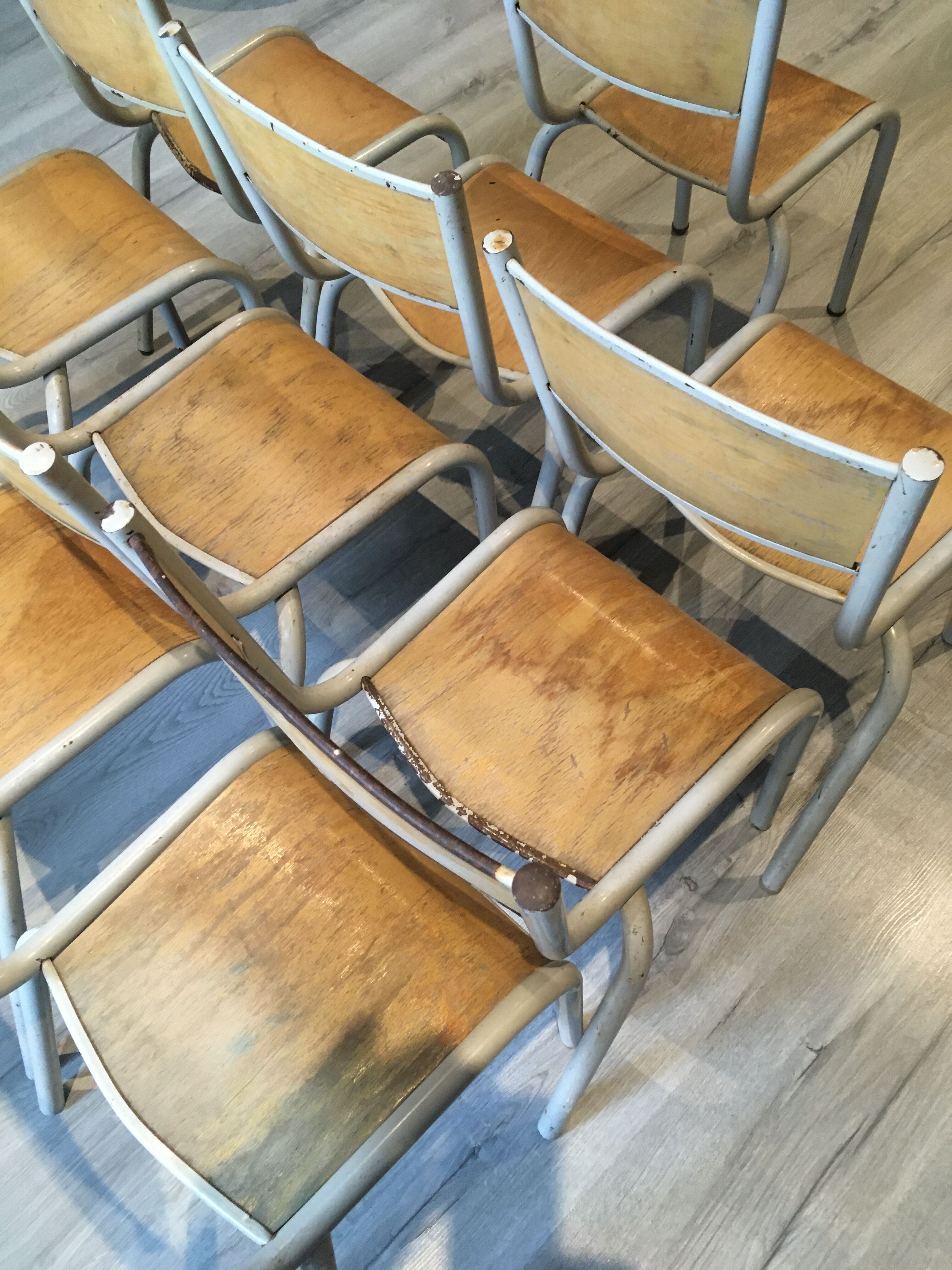 Batch of 10 nursery chairs