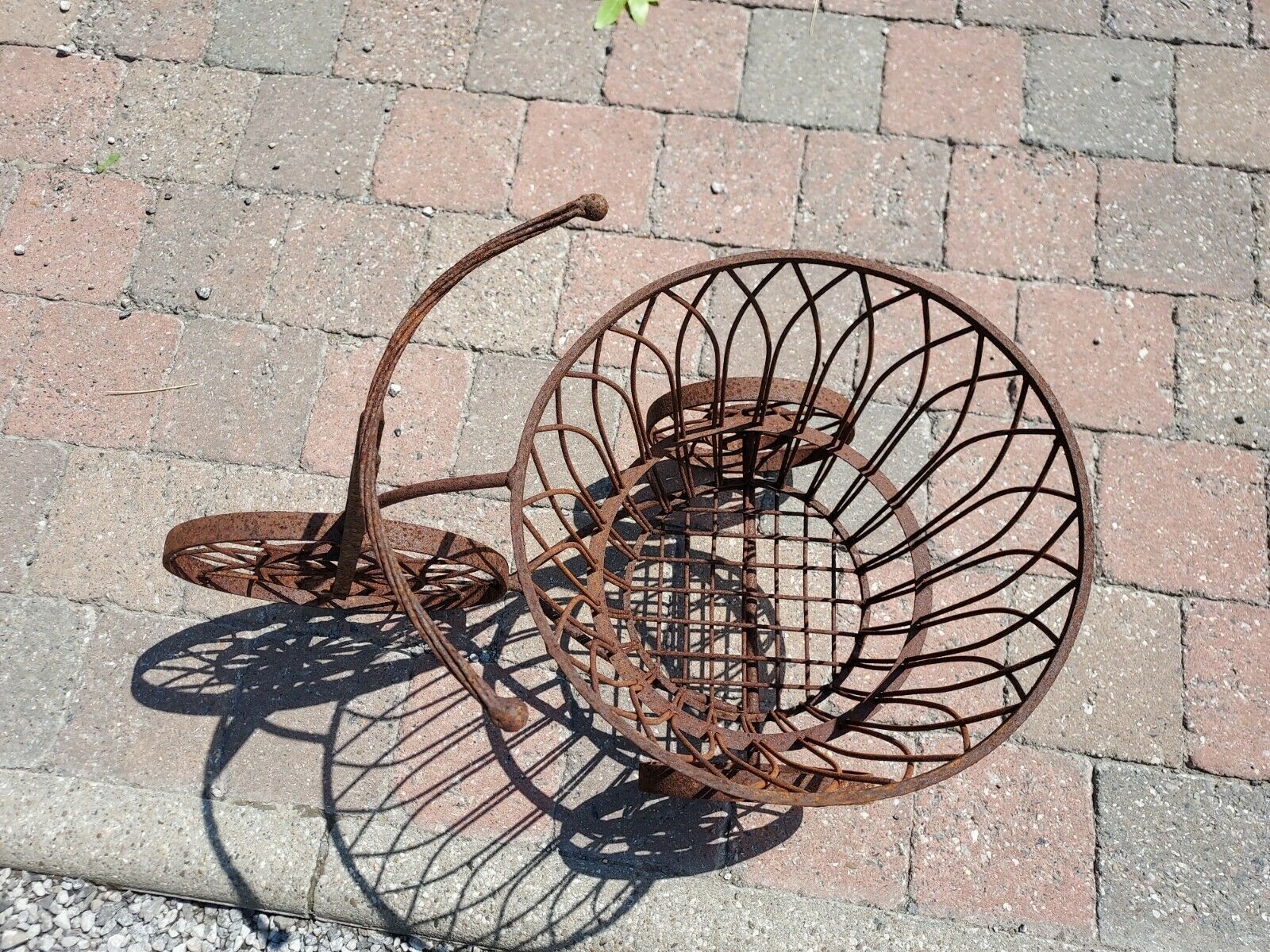 Wrought iron planter