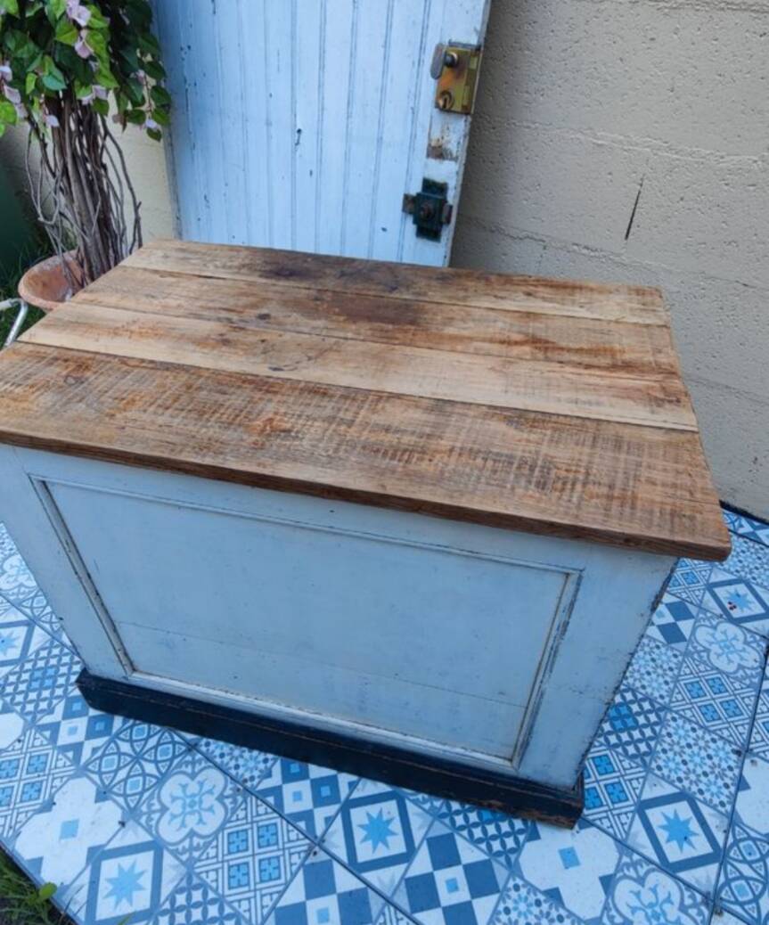 Haberdashery counter