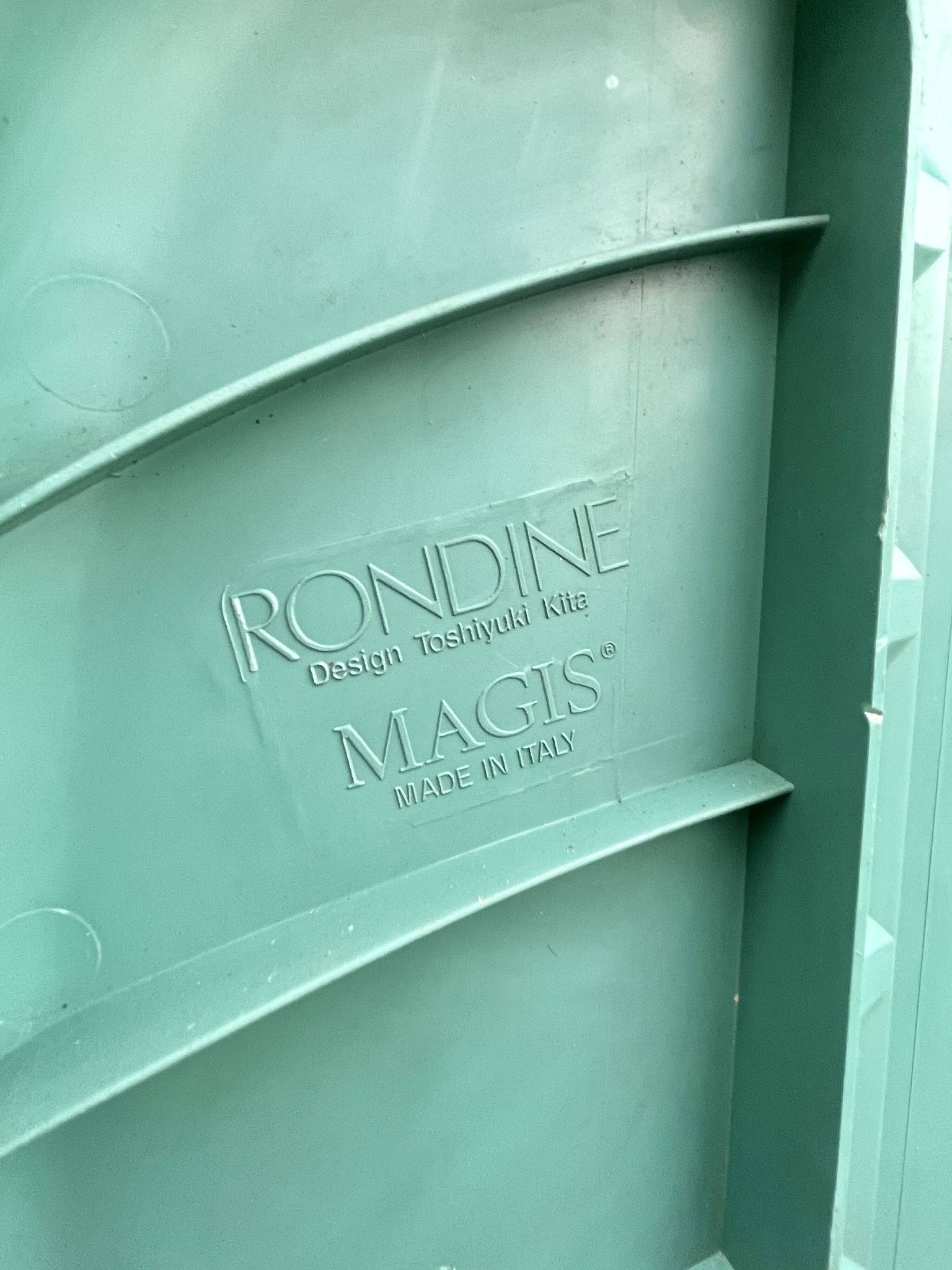 Set of 2 folding chairs Rondine by Toshiyuki Kita for Magis Italy.