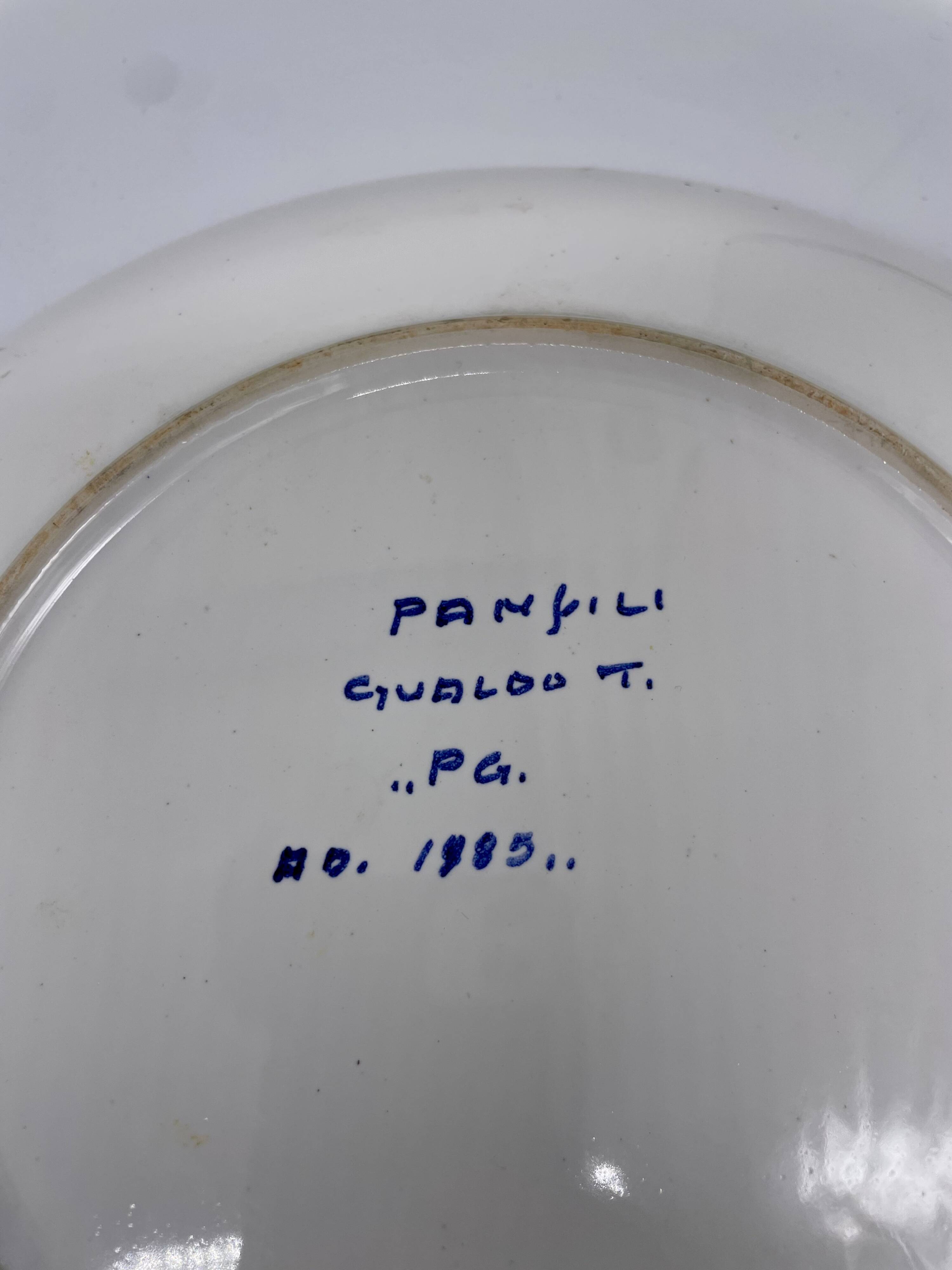 Pair of Gualdo Tadino plates