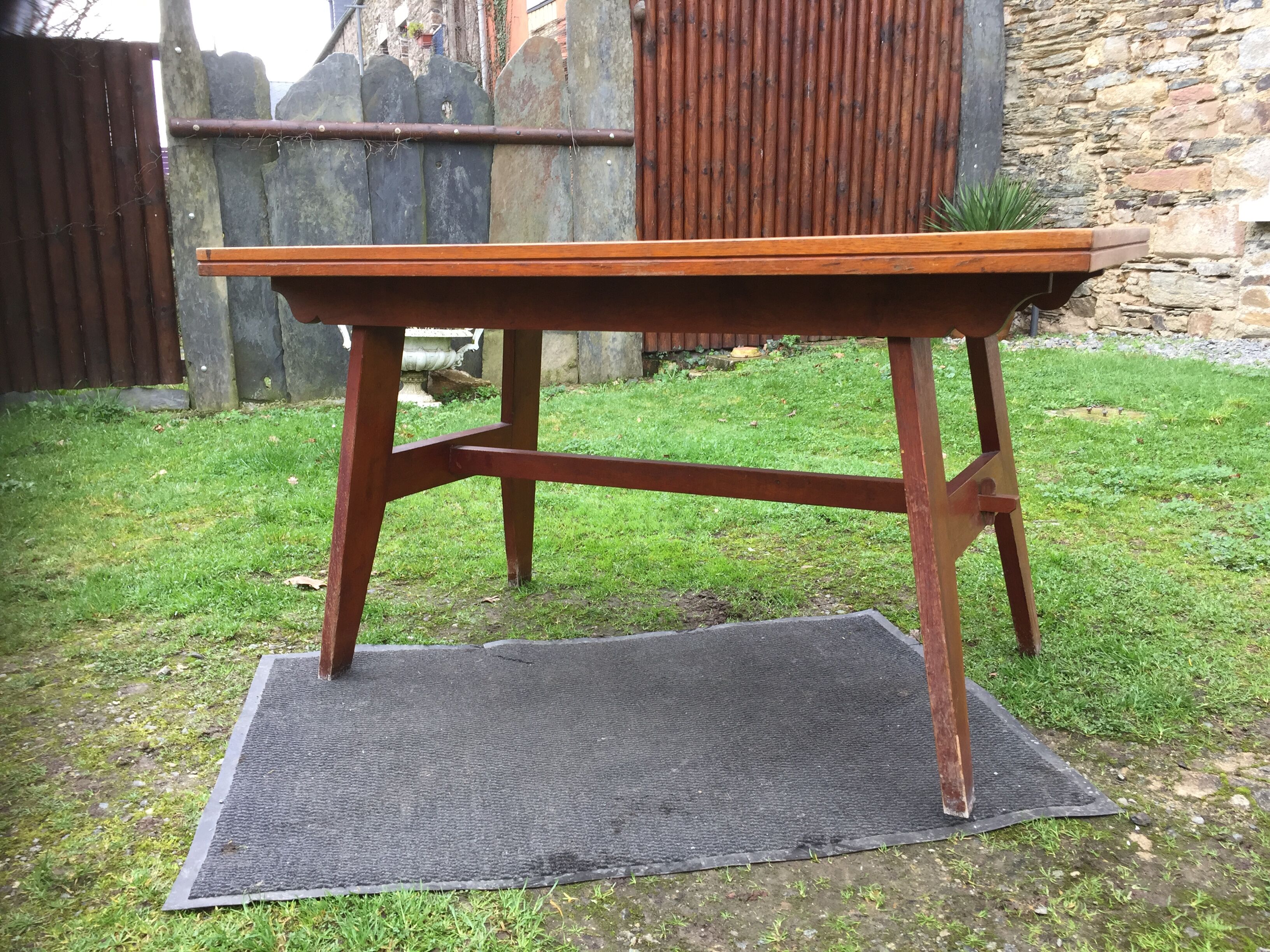 Table vintage René Gabriel pieds compas en chêne d’époque reconstruction