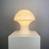 Lampe de table champignon en verre lait blanc Peill et Putzler 1970