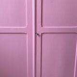 Pink knitted cabinet