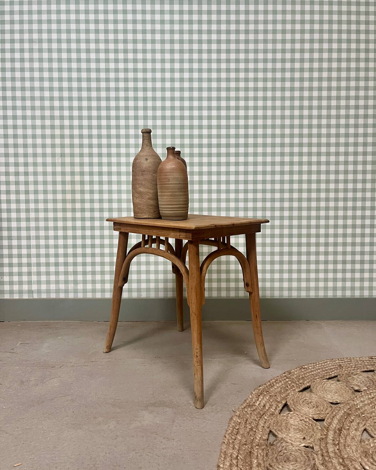 Table d’appoint en bois courbé (rénovée)