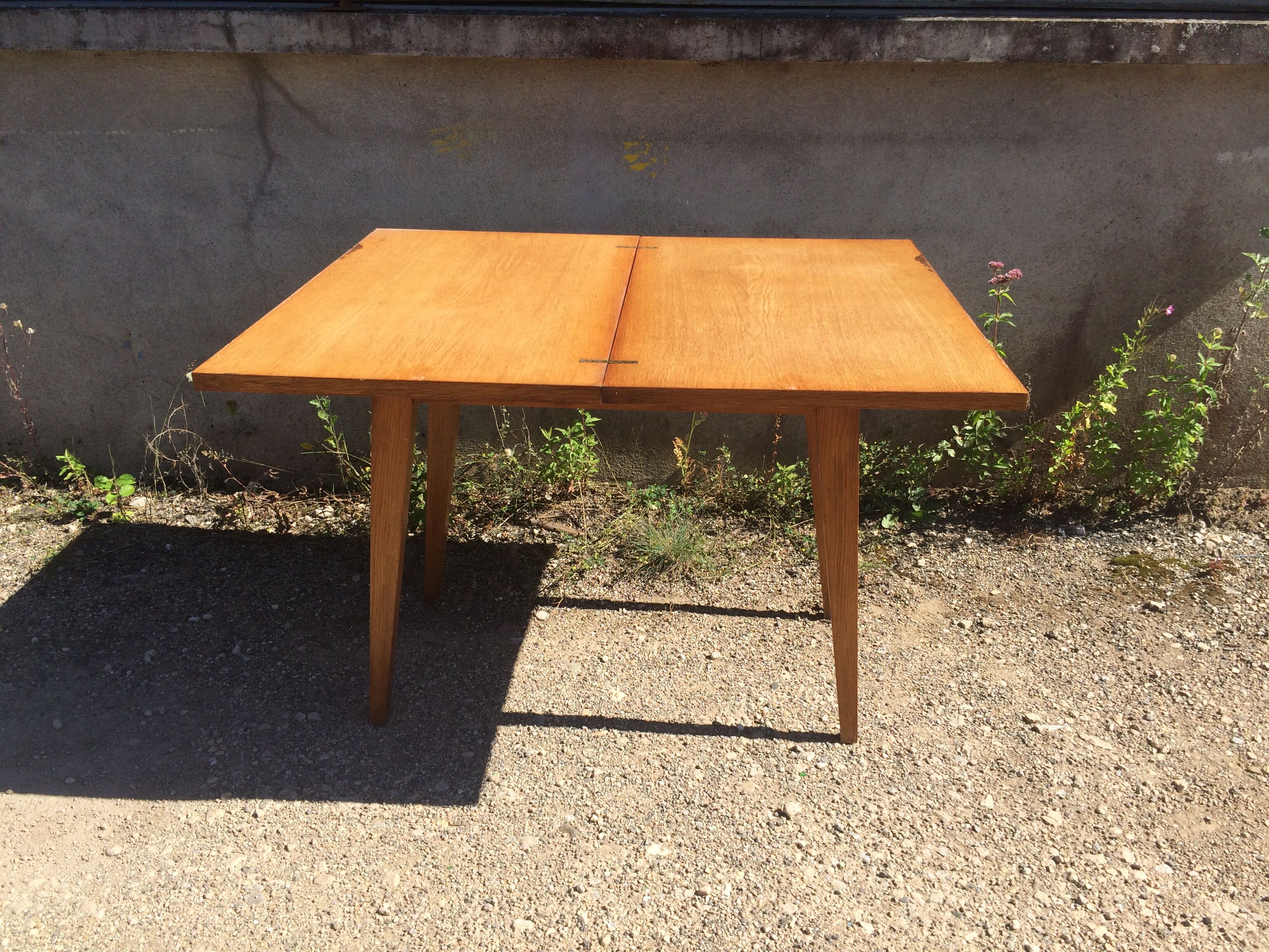 Table portfolio foot compass 50s