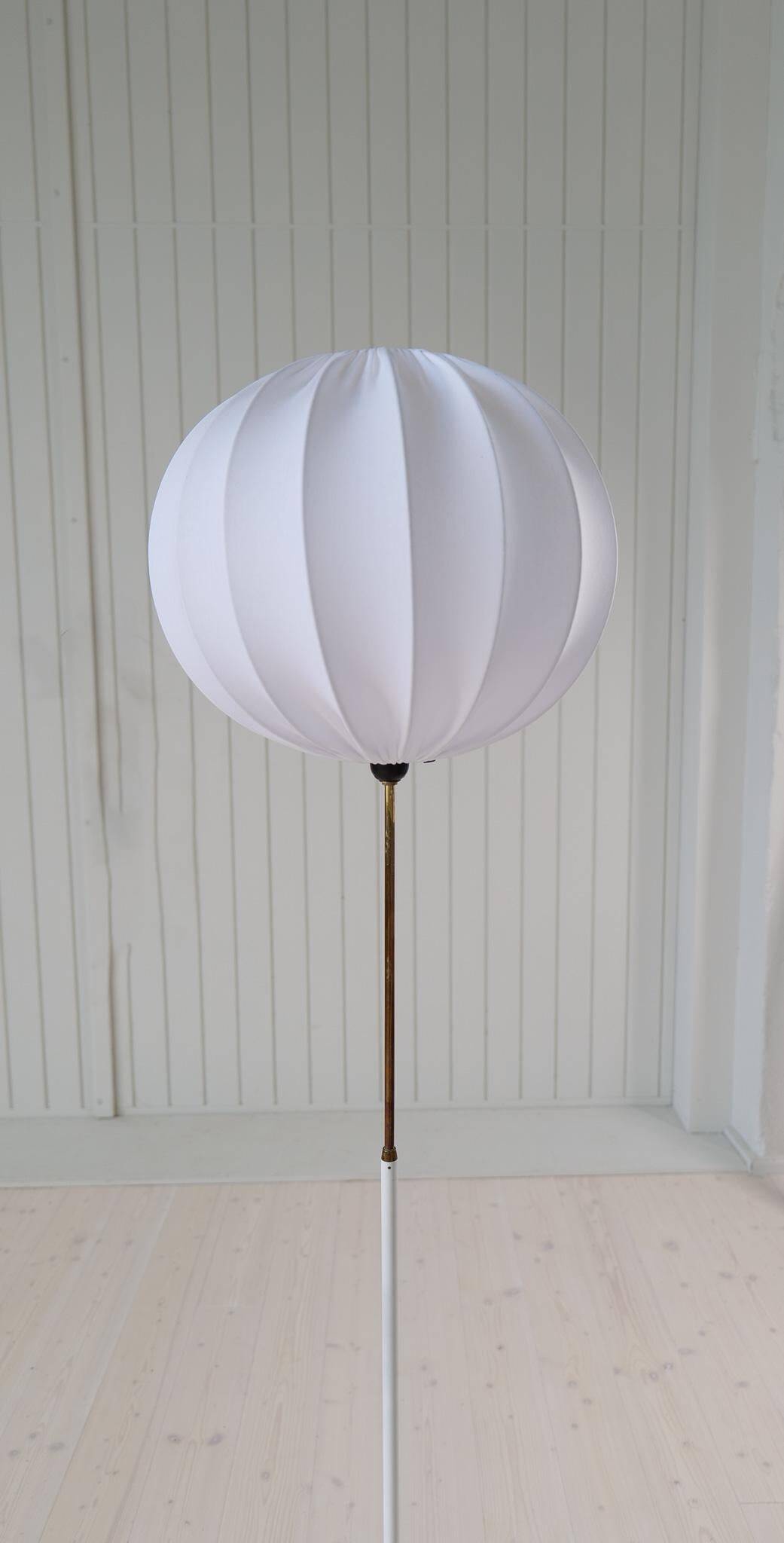 Mid-century floor lamp, Model G-07 Bergboms, Sweden, 1960s