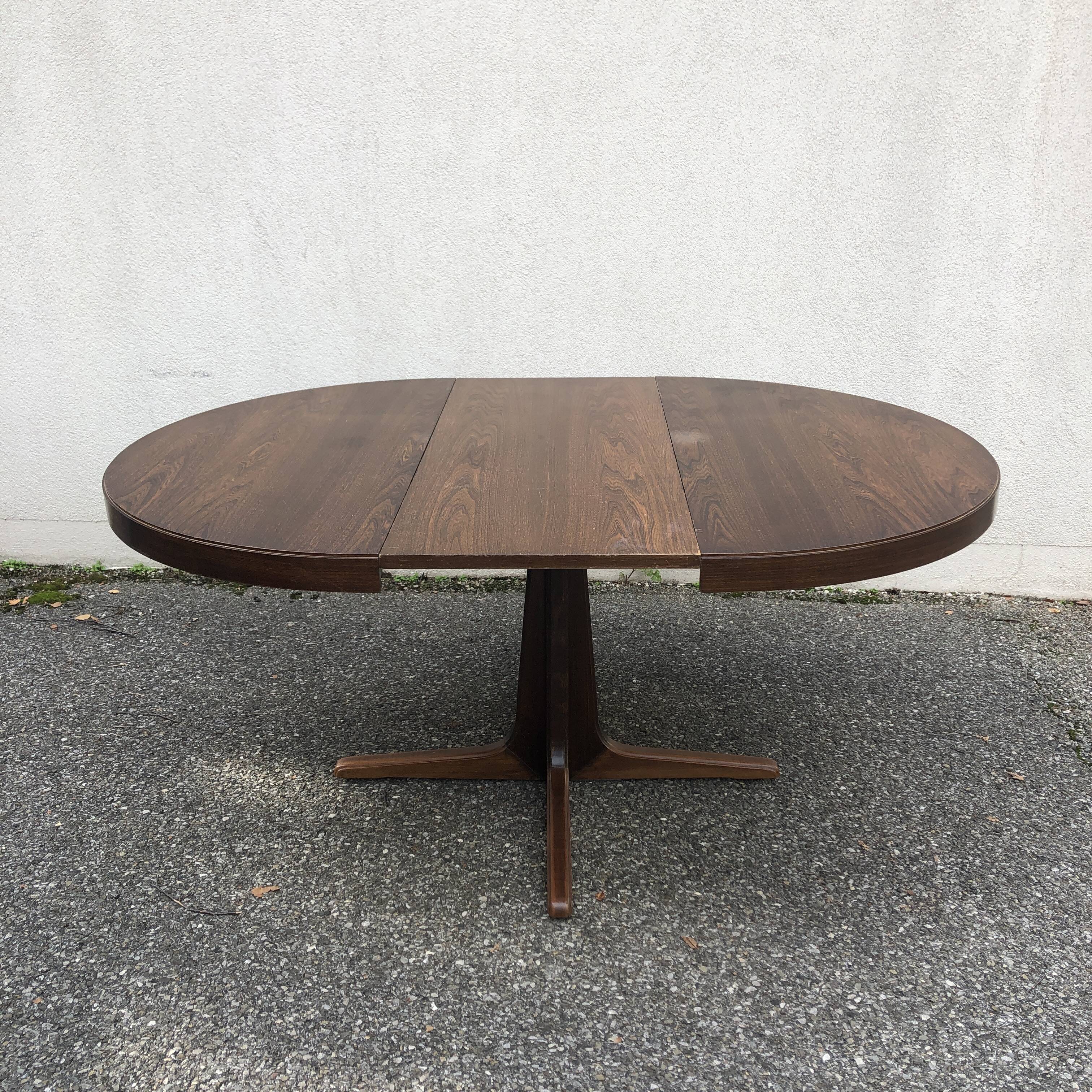 Baumann round table