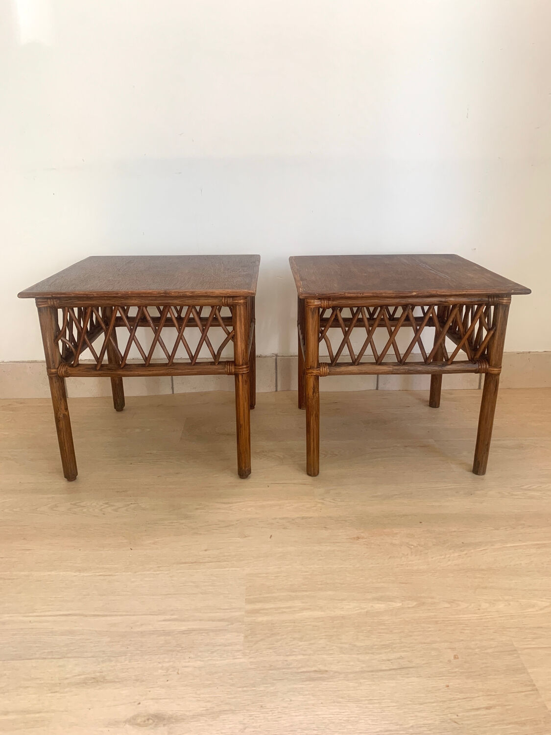Paire de chevets vintage en rotin