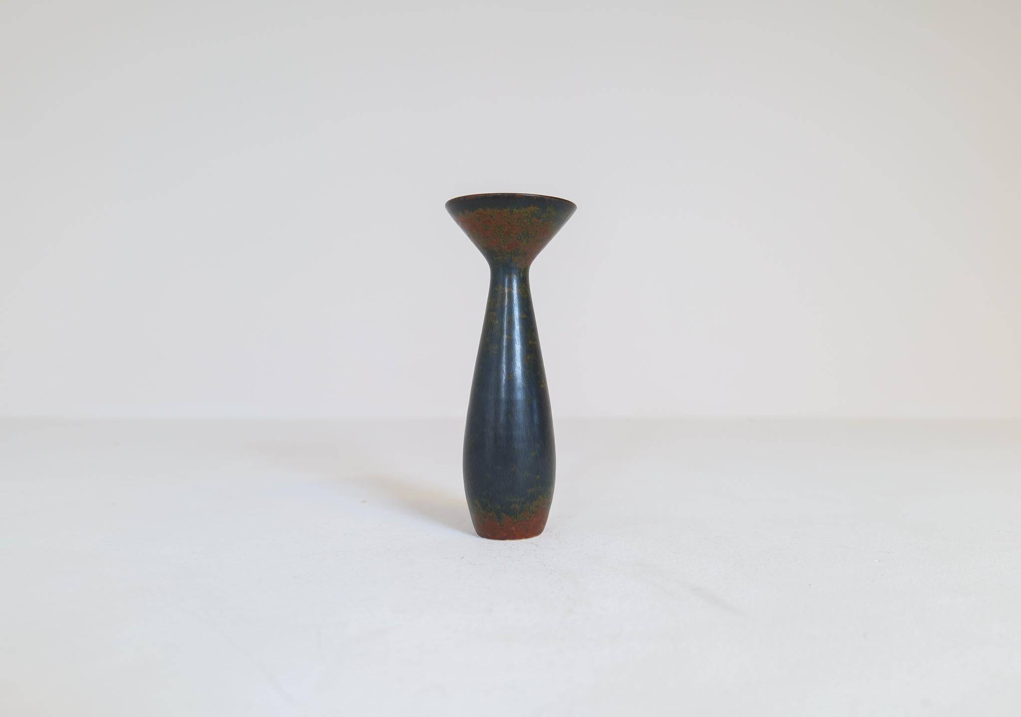 Mid-century modern vase by Rörstrand, designed by Carl Harry Stålhane, Sweden, 1950s.