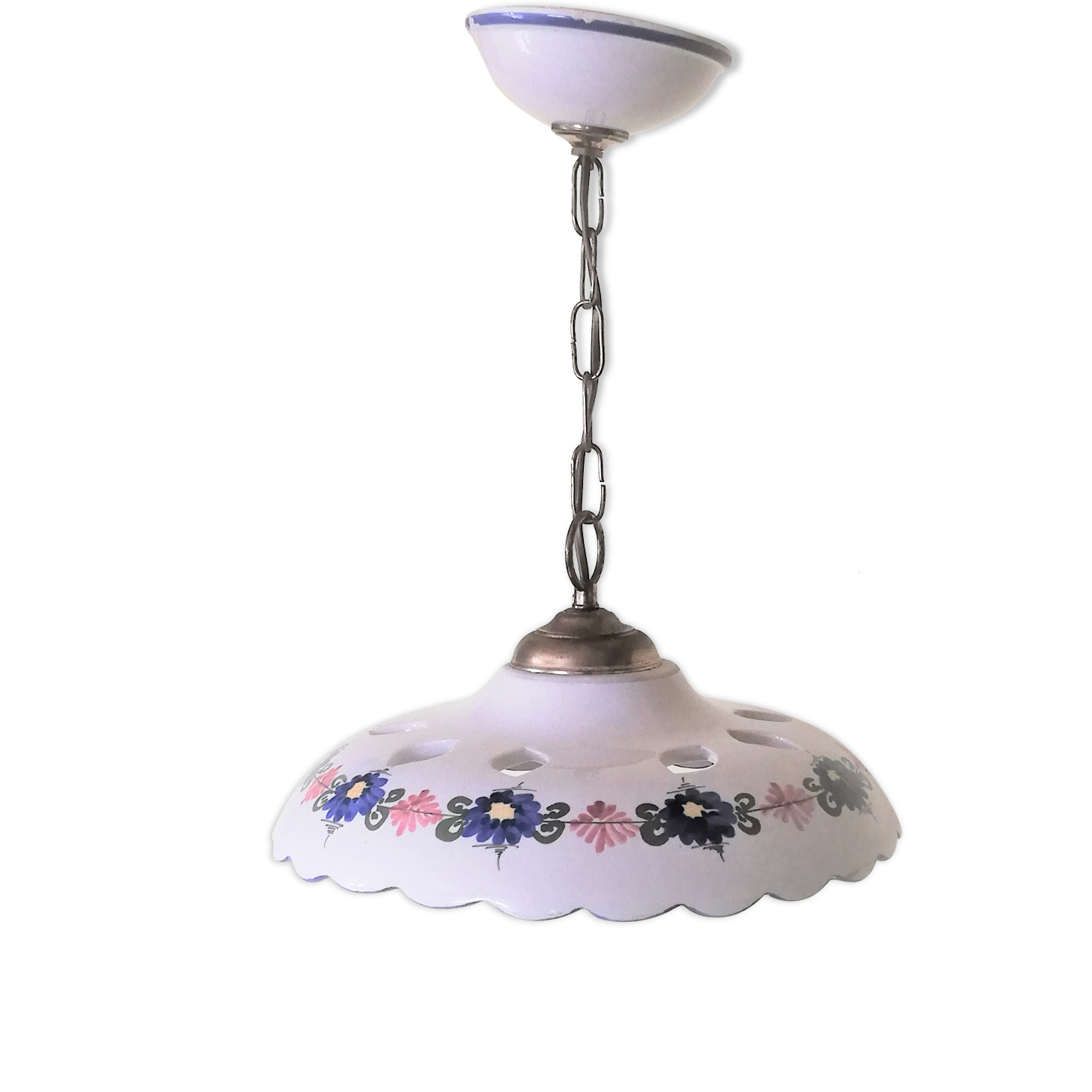 Antique ceramic suspension
