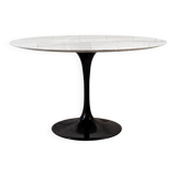 Tulip coffee table by Eero Saarinen for Knoll, 1980s.