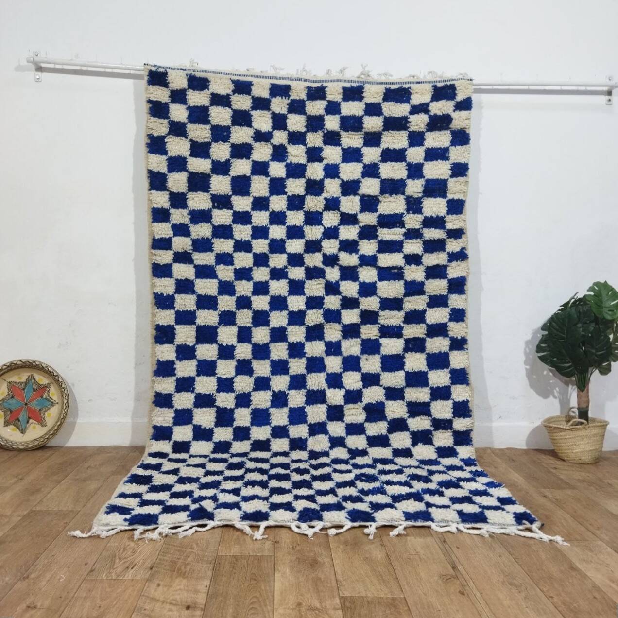 Moroccan Berber rug with a blue and ecru checkerboard pattern – 250 x 147 cm
