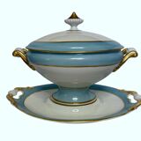 Limoges, soup tureen on stand, porcelain, early 20th century.