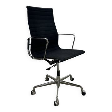 Eames EA 119 Office Chair
