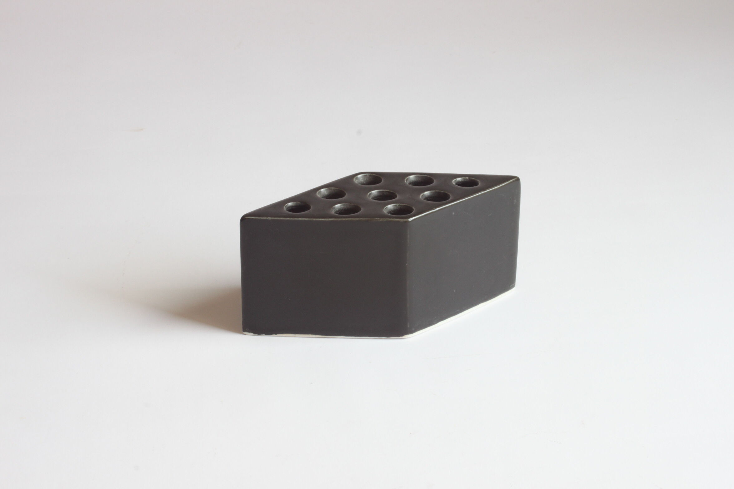 Ikebana vase by Hakusan Japan, 1990s.