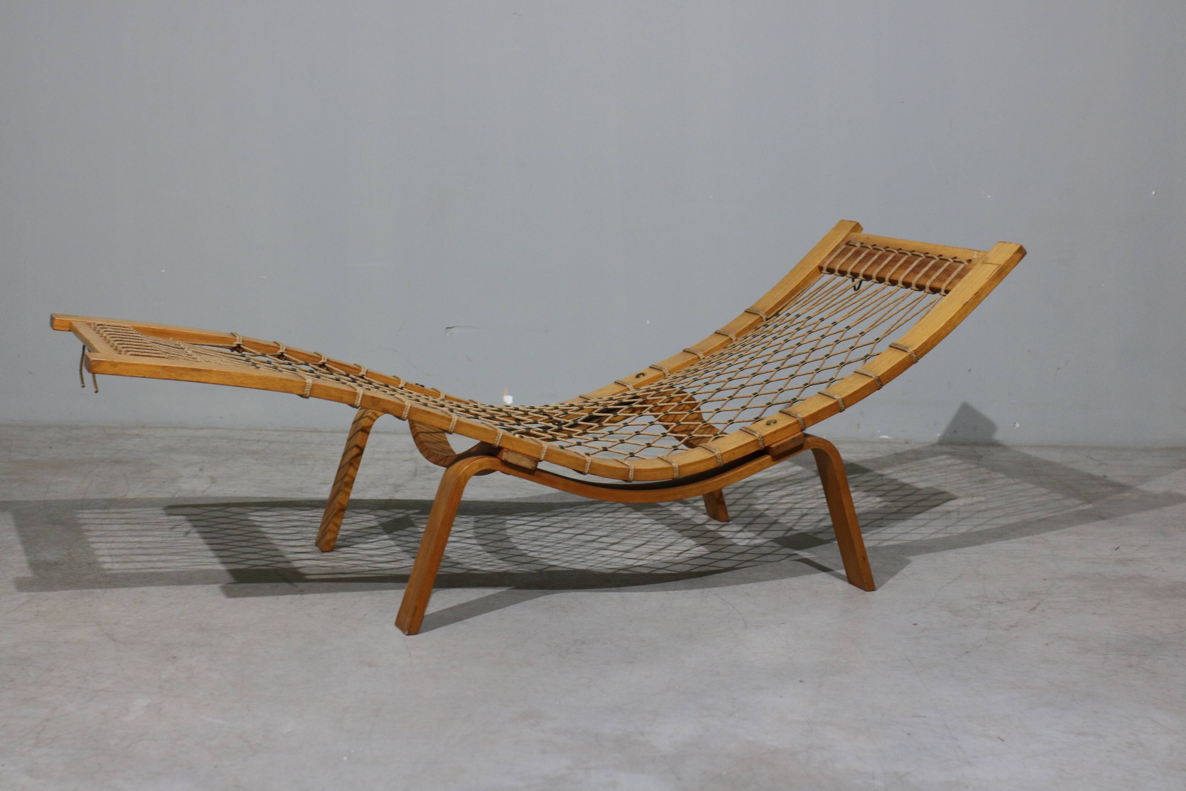 GE2 "Hammock Chair" by Hans Wegner for Getama, 1960s