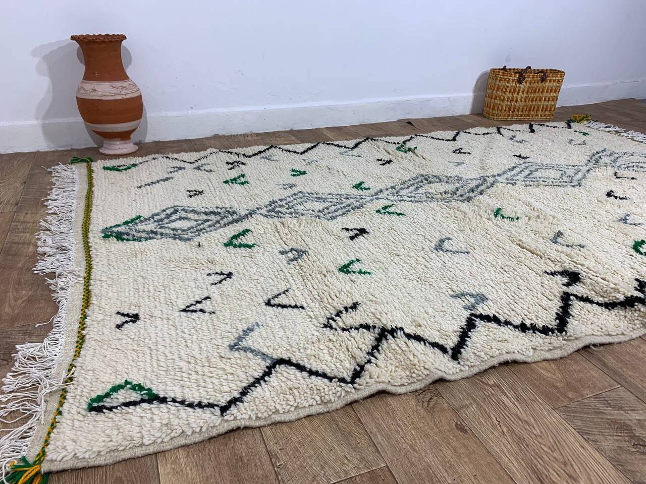 Handmade Moroccan Berber rug 250 X 158 CM