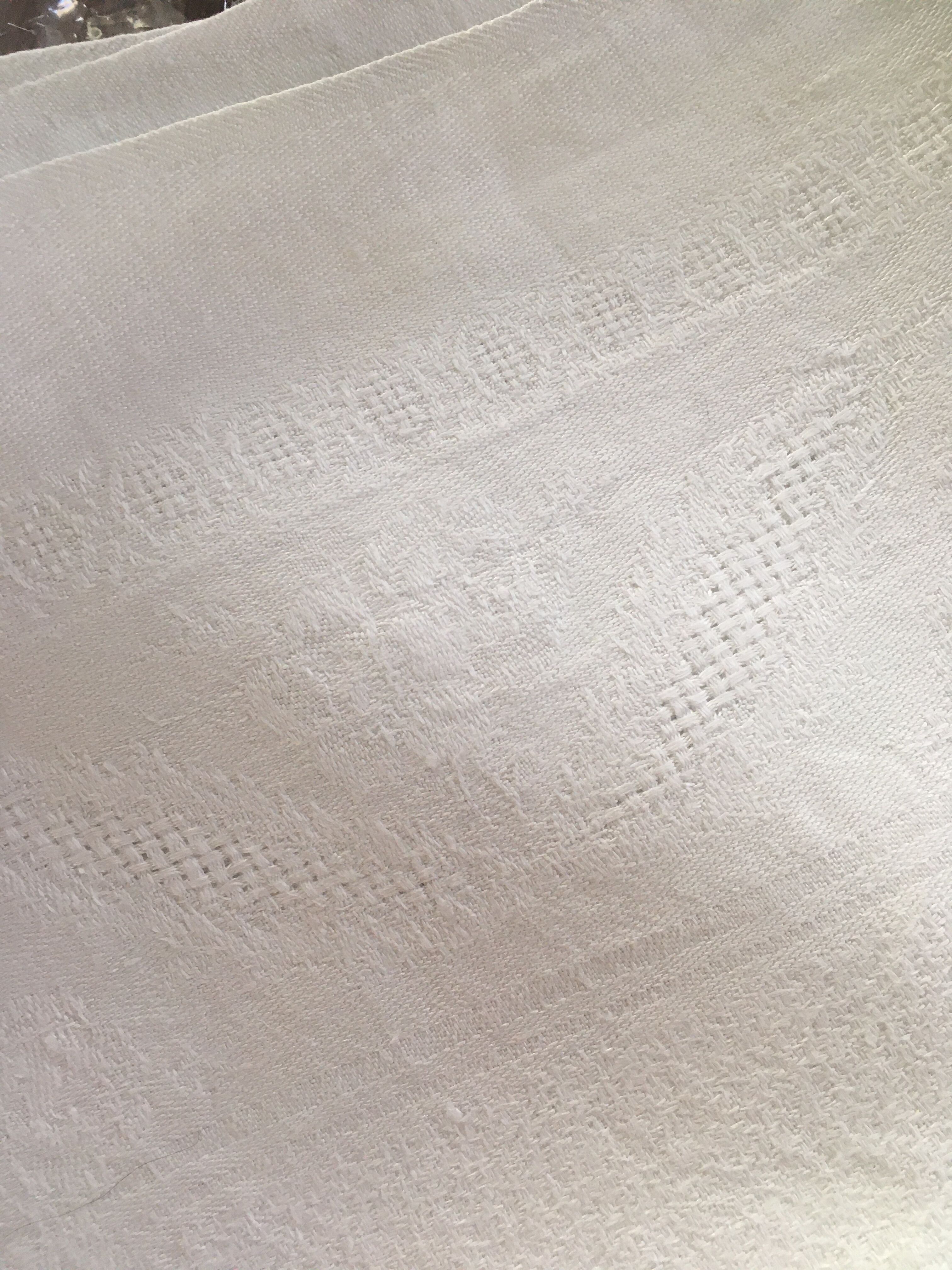 6 old damask linen napkins.