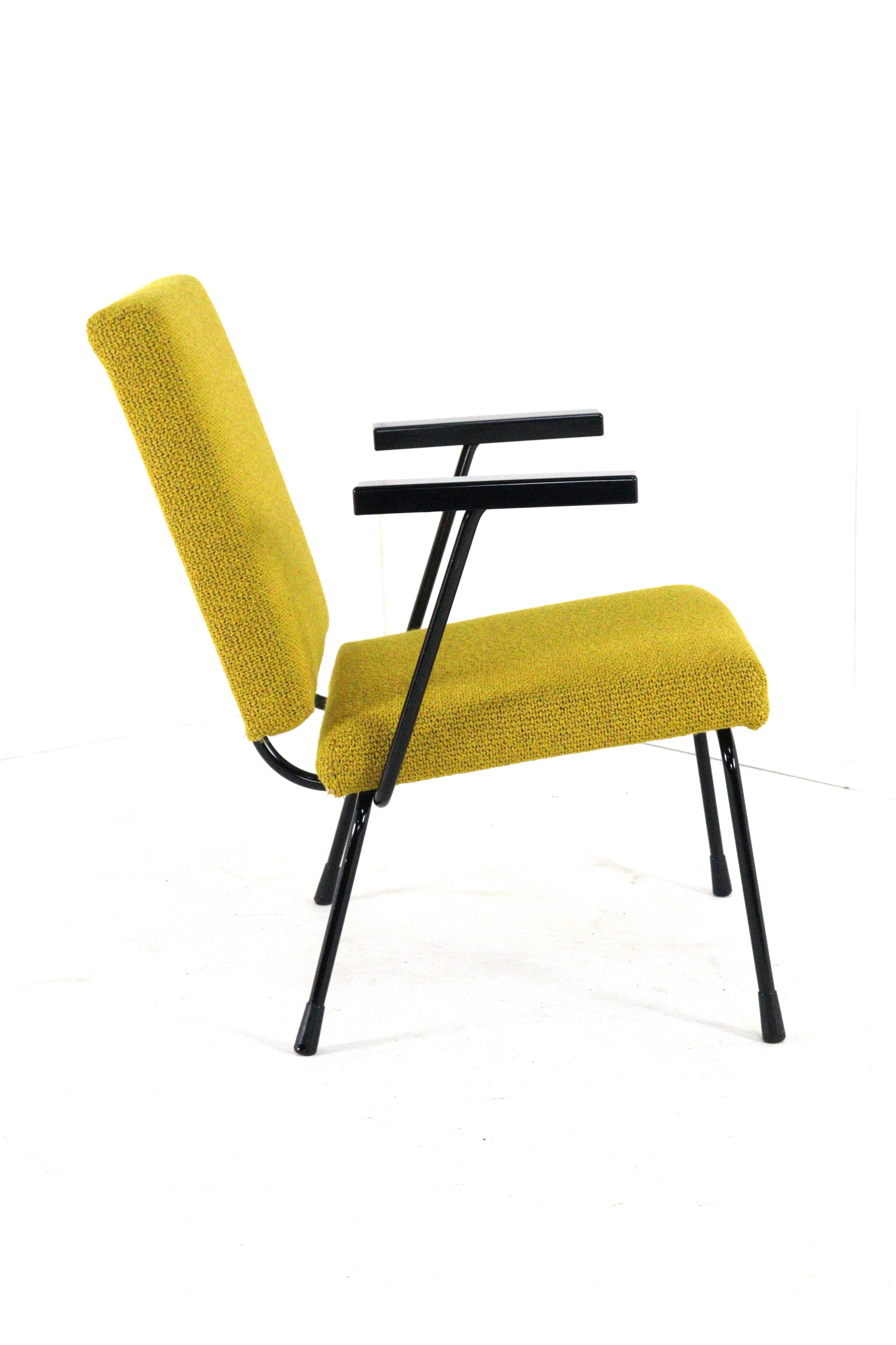 W.H. Rietveld for Gispen armchair model 1401