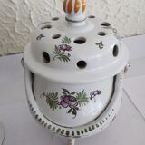 Ensemble théière sur chauffe plat et brûle parfum porcelaine à décor florale peint à la main