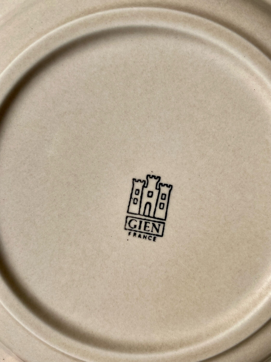 Flat plates Gien pink