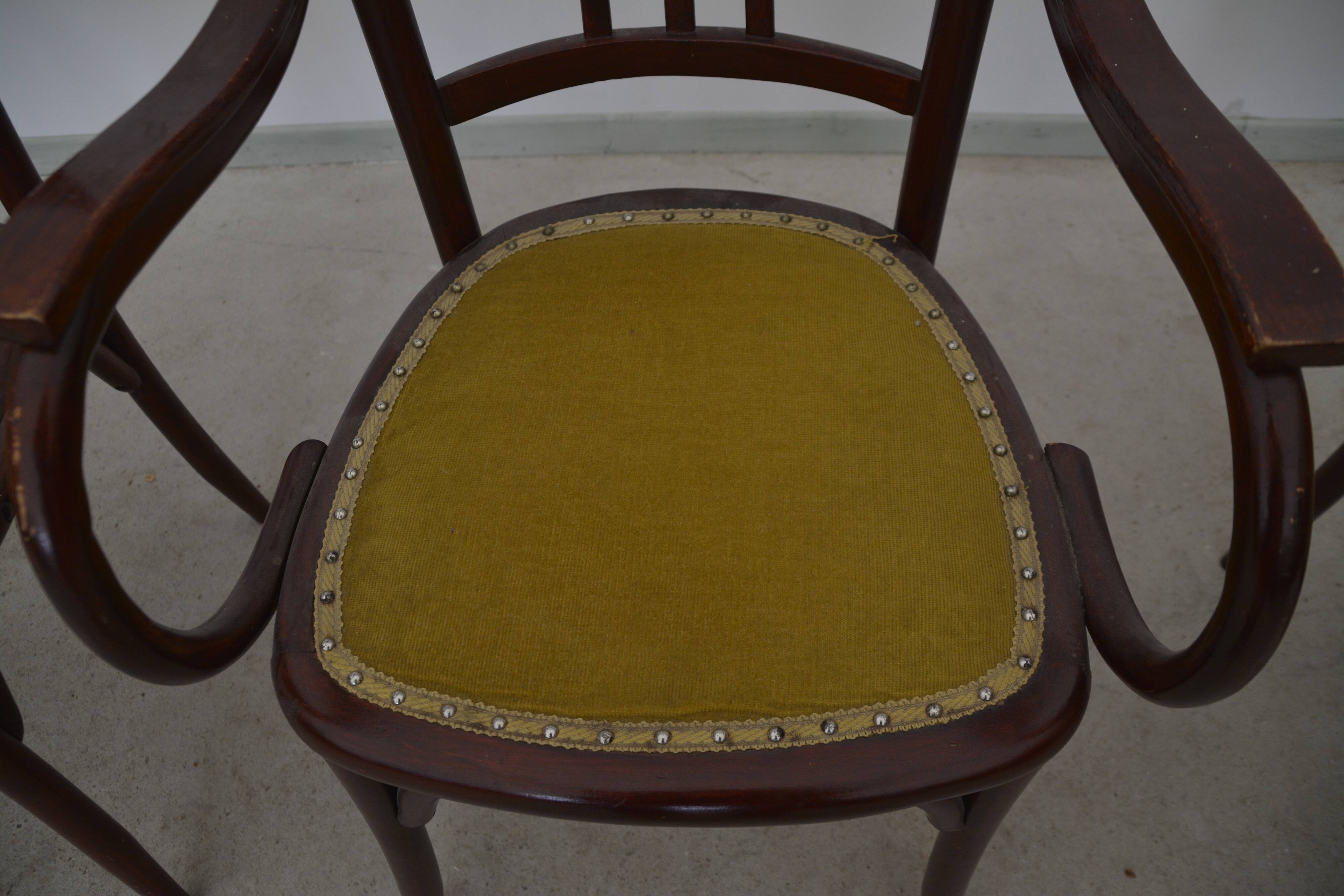 Set of 4 armchairs