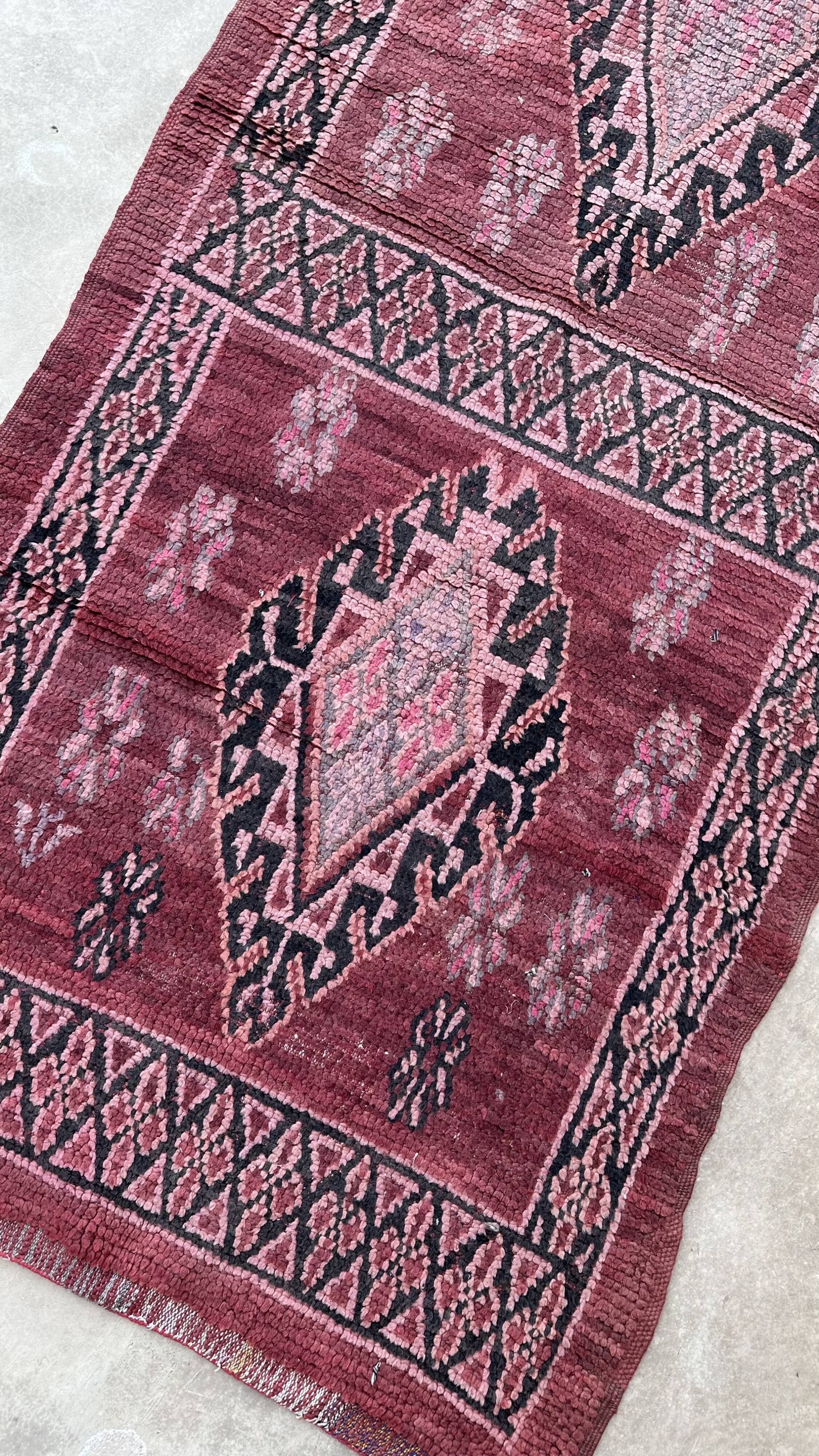 Moroccan carpet - 111 x 271 cm