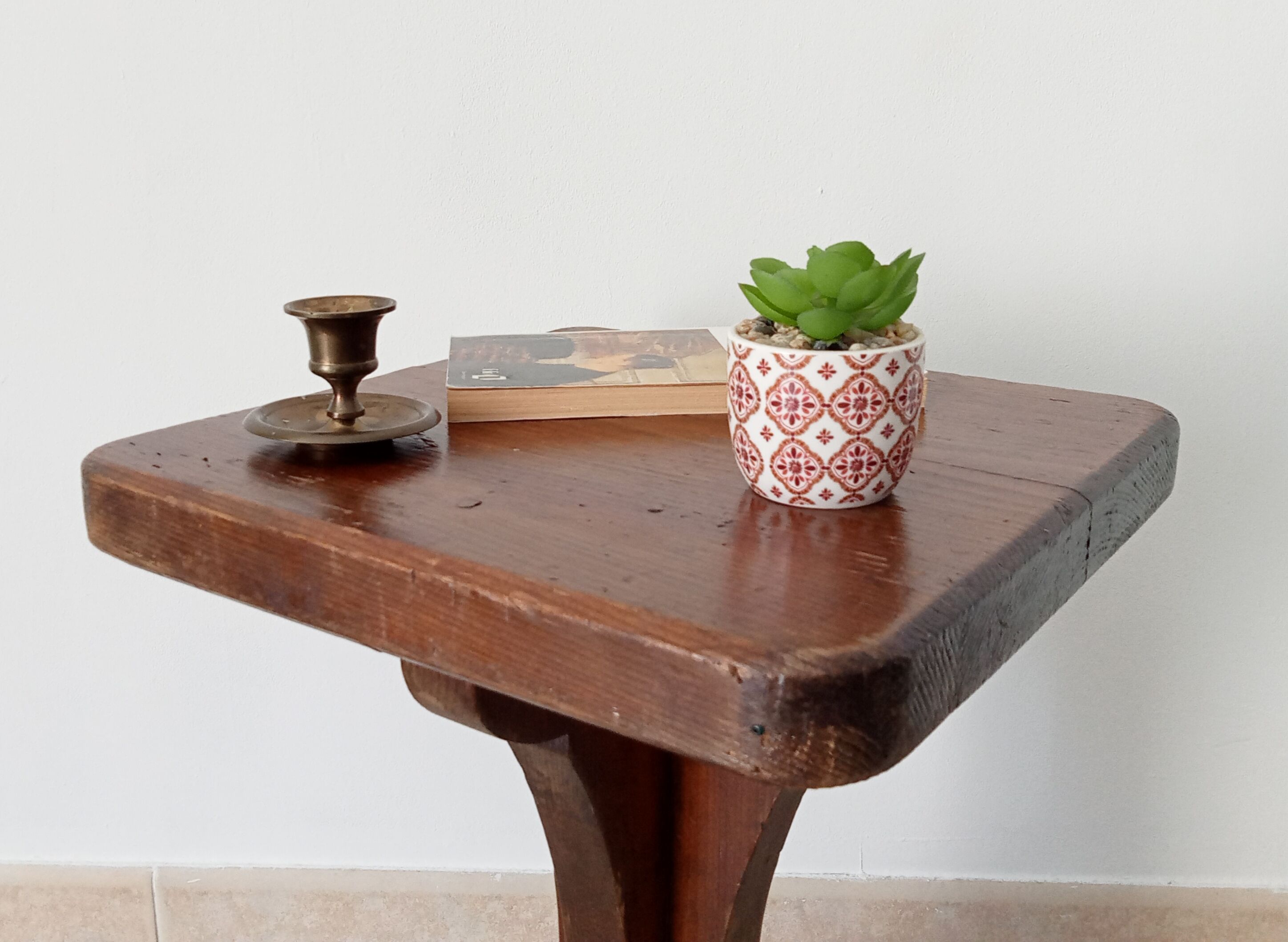 Art Deco side table 60s