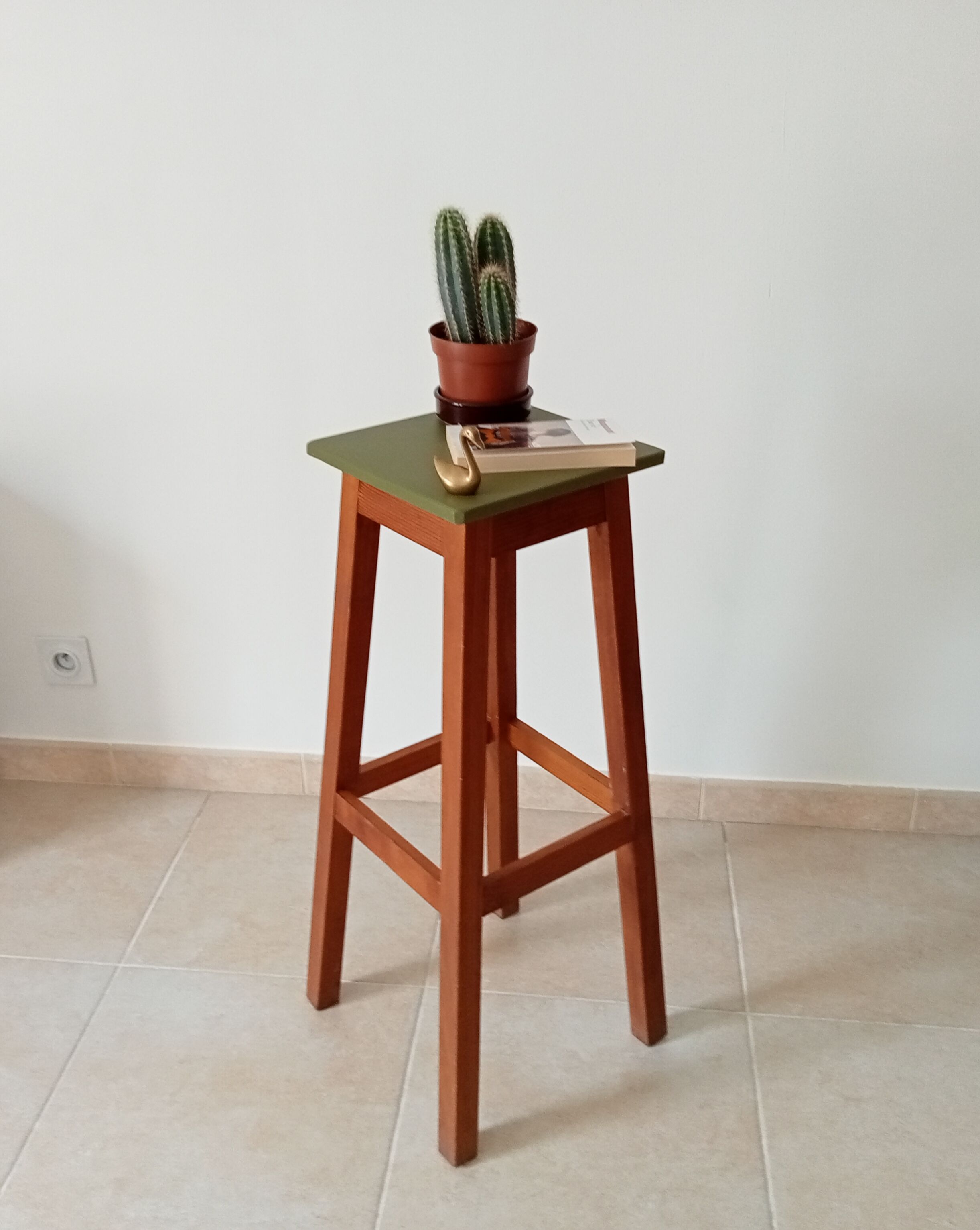 Vintage solid wood high stool