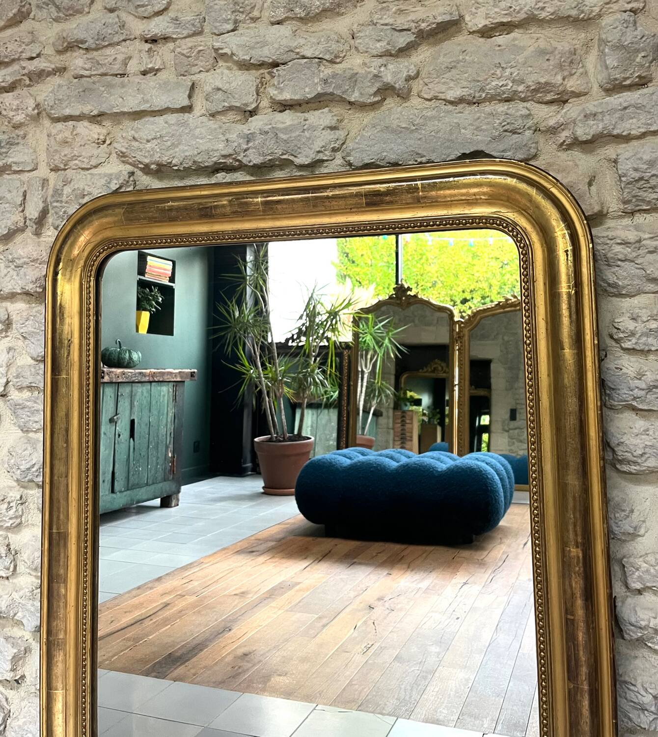 Louis-Philippe mirror gilded with gold leaf, 110.5cm/86cm trumeau