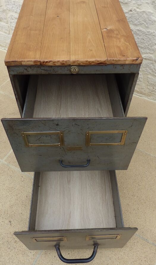 Real industrial furniture two drawers brand RONEO metal mobiler Paris -Lilas
