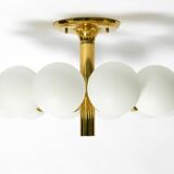 Plafonnier en laiton des années 1960 de style Space Age avec 10 boules en verre par Kaiser.