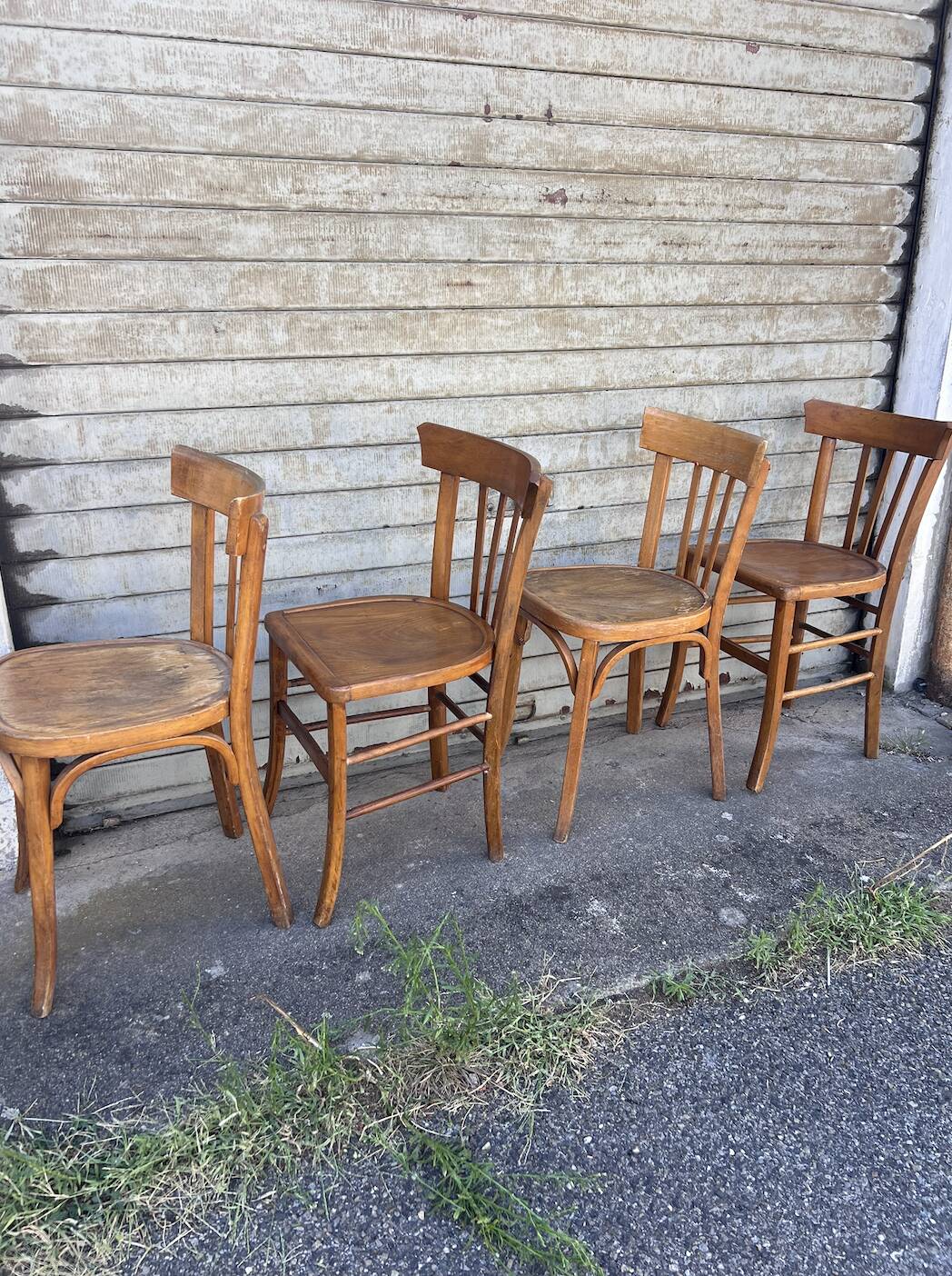 (Lot) 4 vintage wooden bistro chairs by Baumann