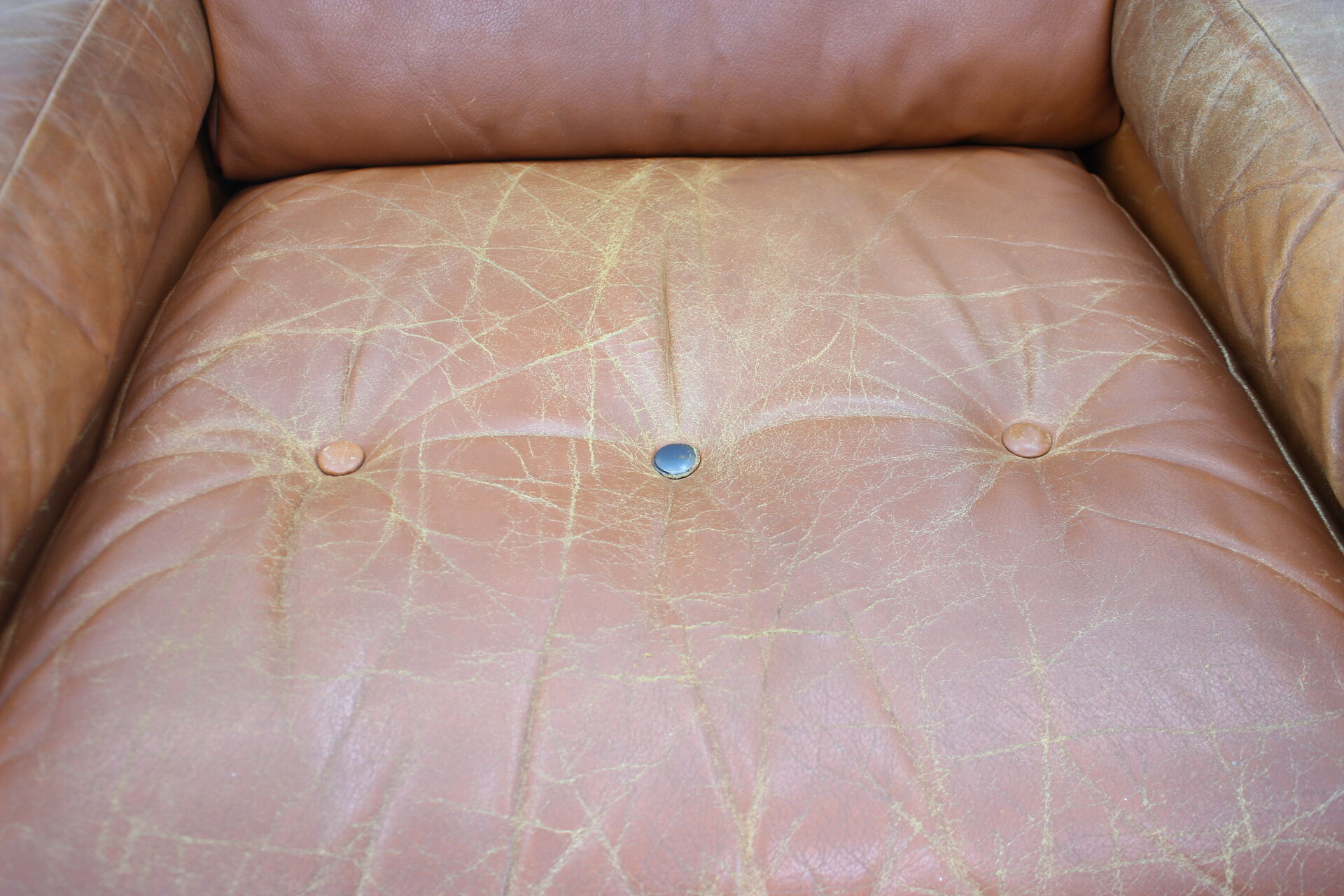 1970s leather swivel armchair by Nili Stoppmobler, Denmark