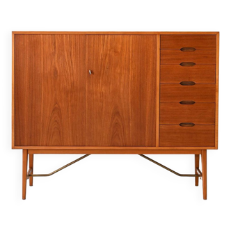 Scandinavian teak highboard with drawers