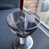 Complete shot service in silver-gray and engraved gold crystal