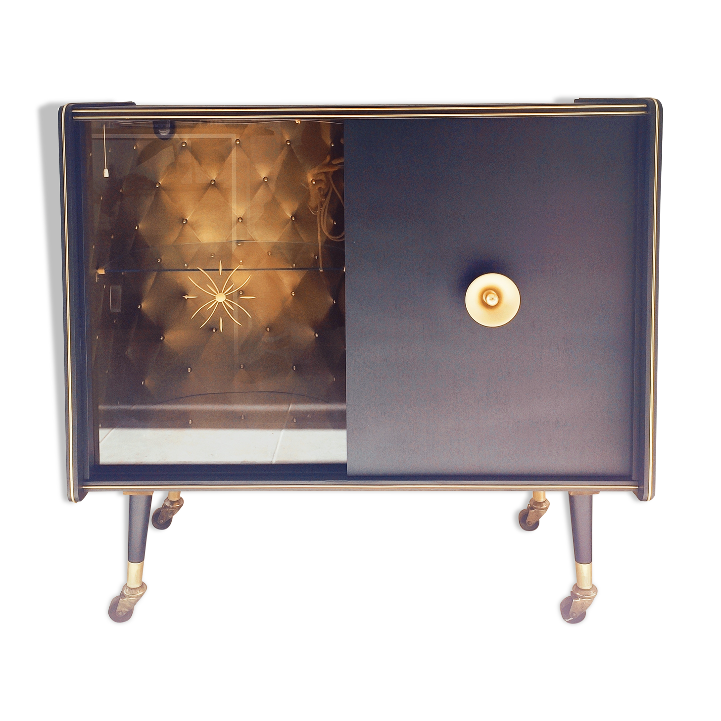 Vintage bar on wheels