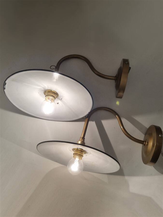 Pair of wall sconces