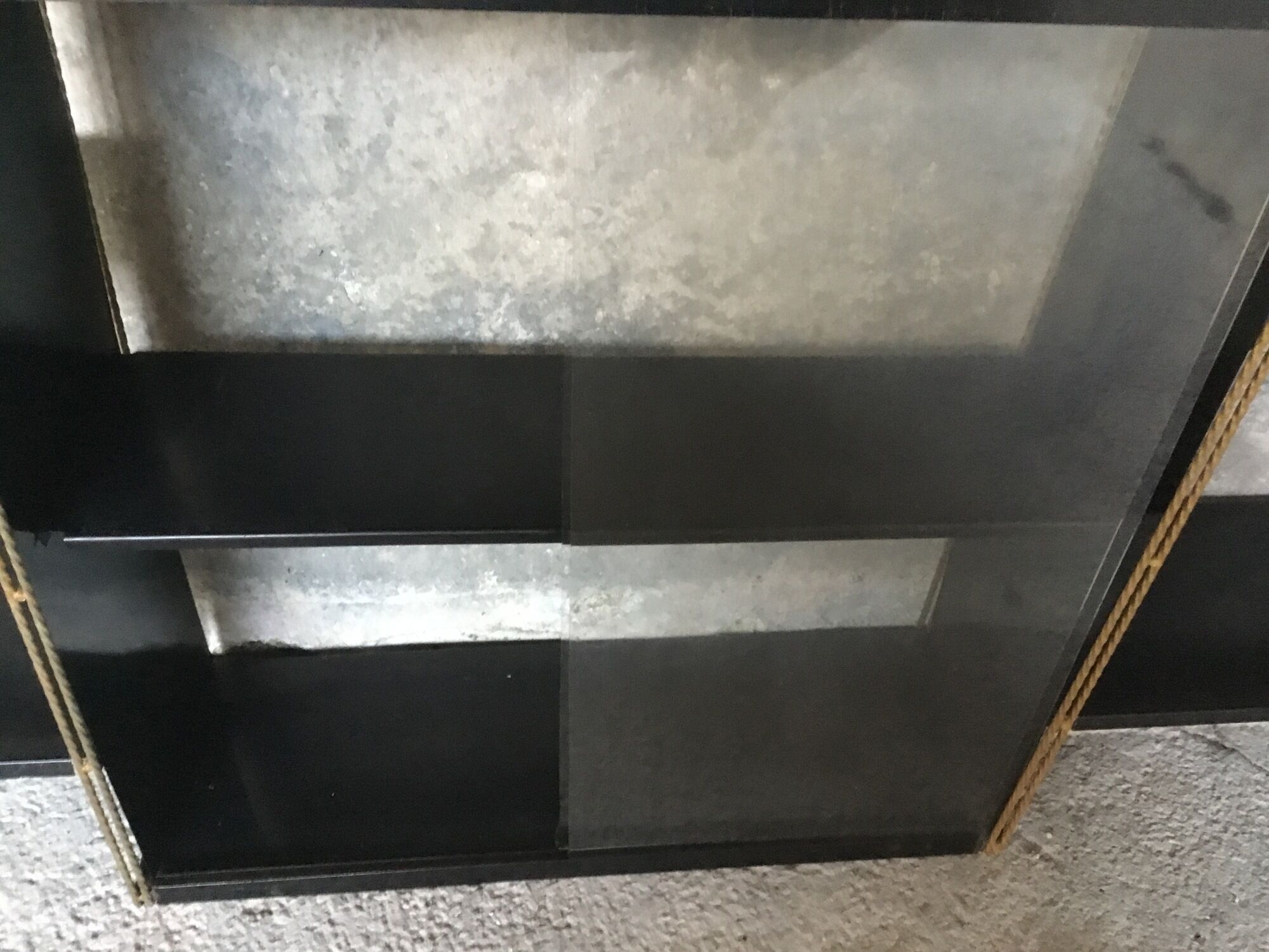 Set of black and gold metal string shelves with glass box - vintage 1960