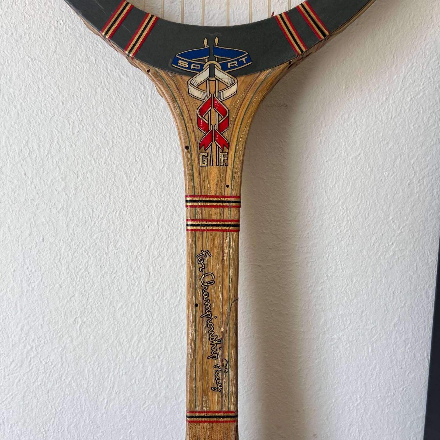 1970 “Gauthier Fils Cie” tennis racket