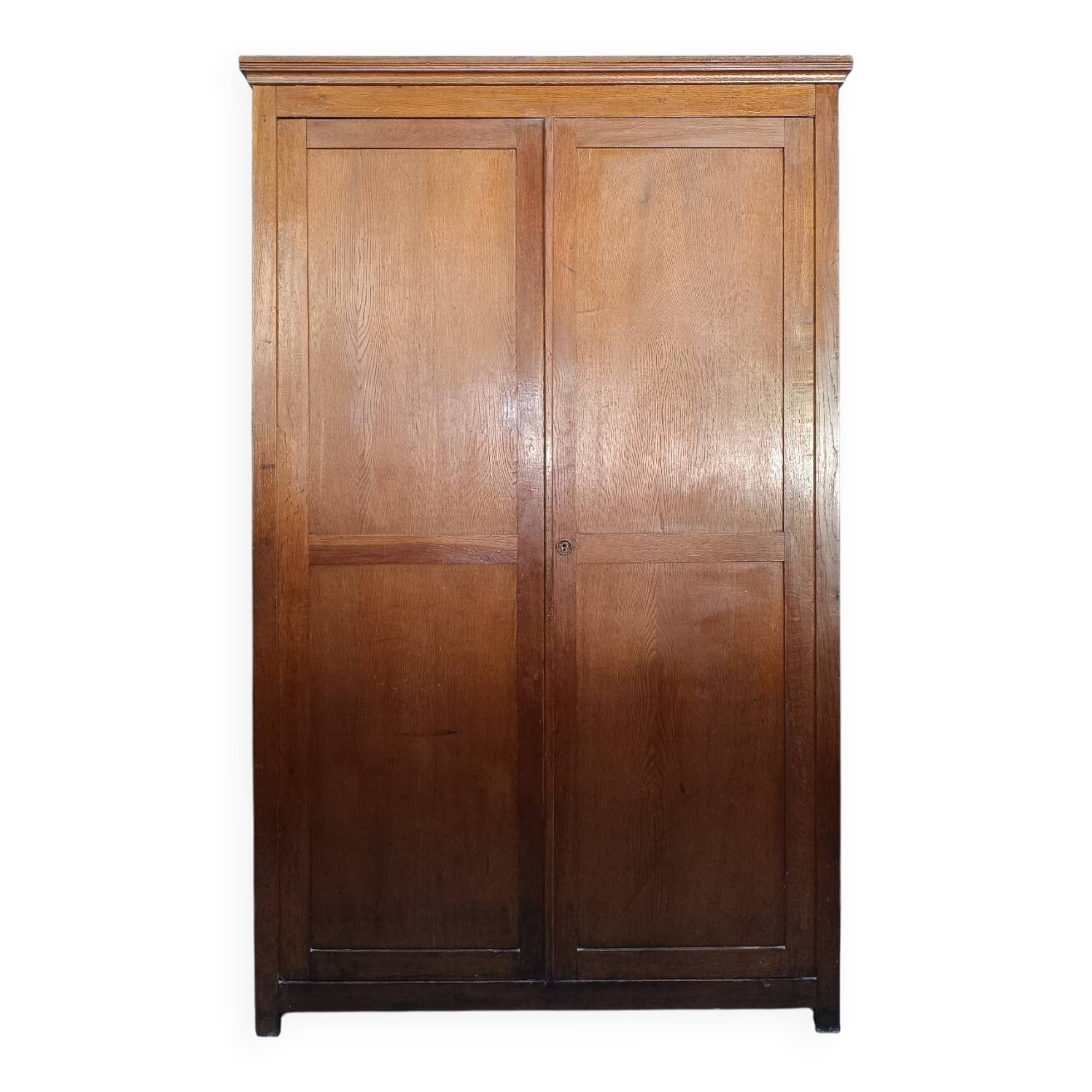 Parisian wardrobe in solid wood
