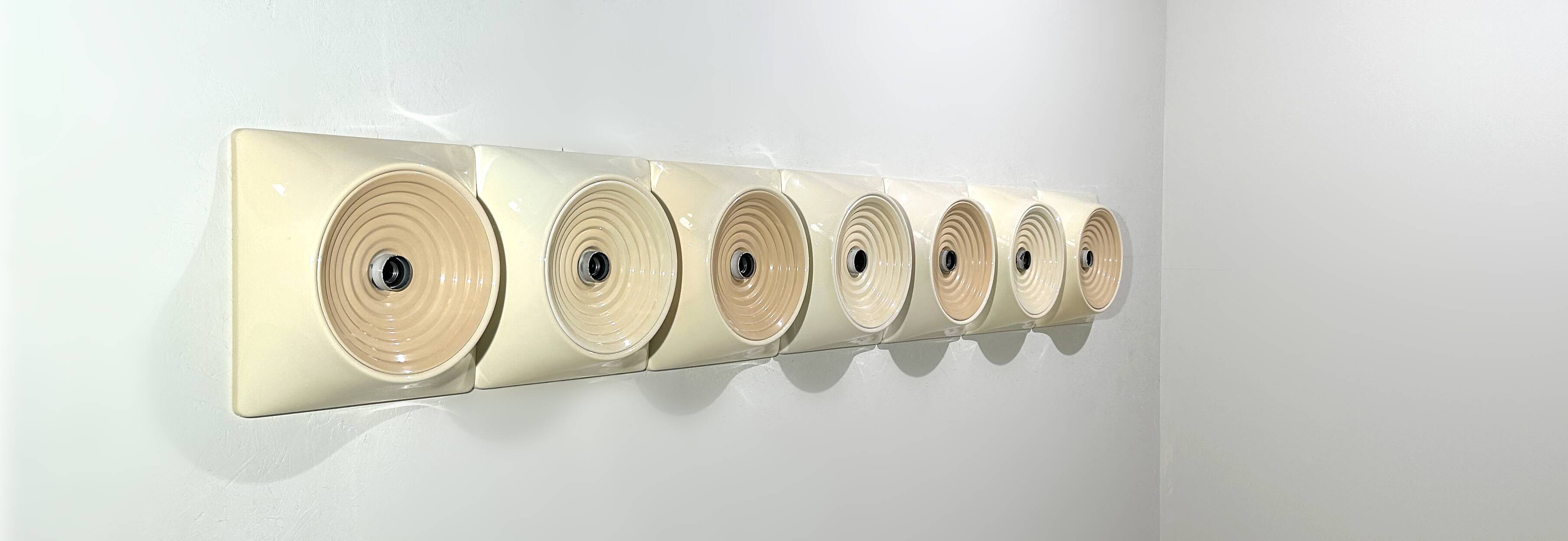 Stilnovo wall lamp for Studio Nizzoli and Associates